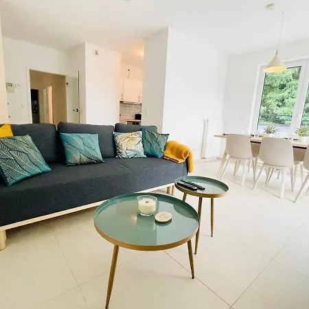 Sunny 2br W Private Terrace&secure Parking Daire *